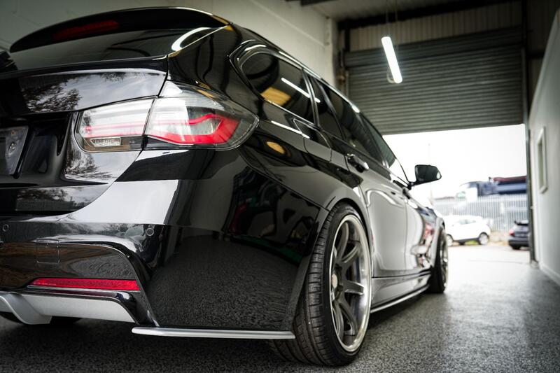 BMW 3 SERIES