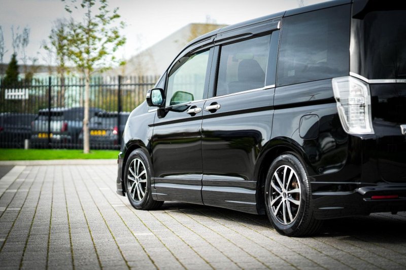 HONDA STEPWAGON