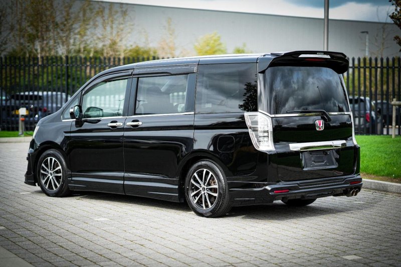 HONDA STEPWAGON