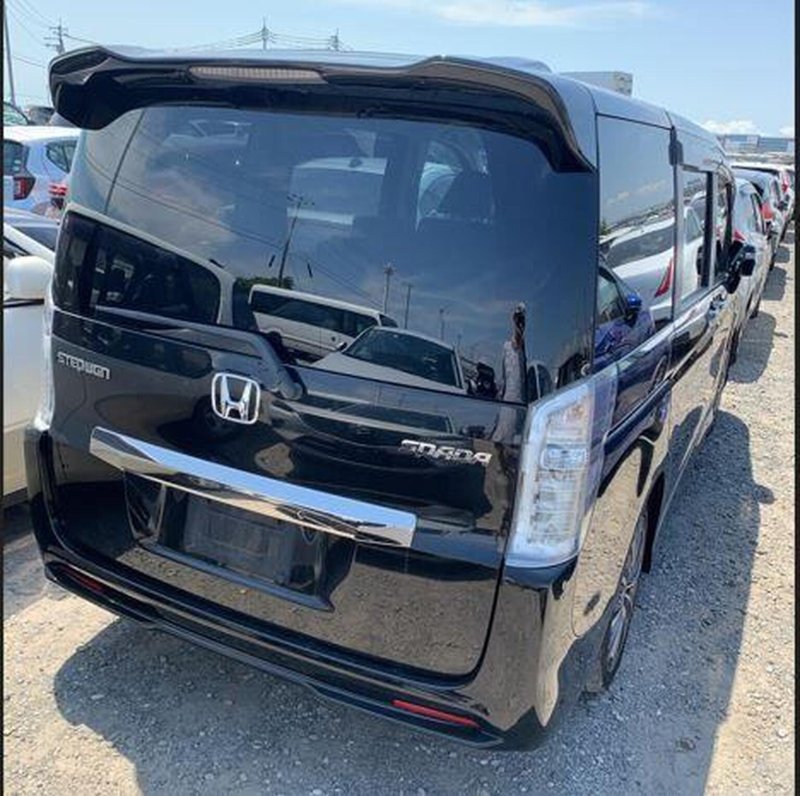 HONDA STEPWAGON